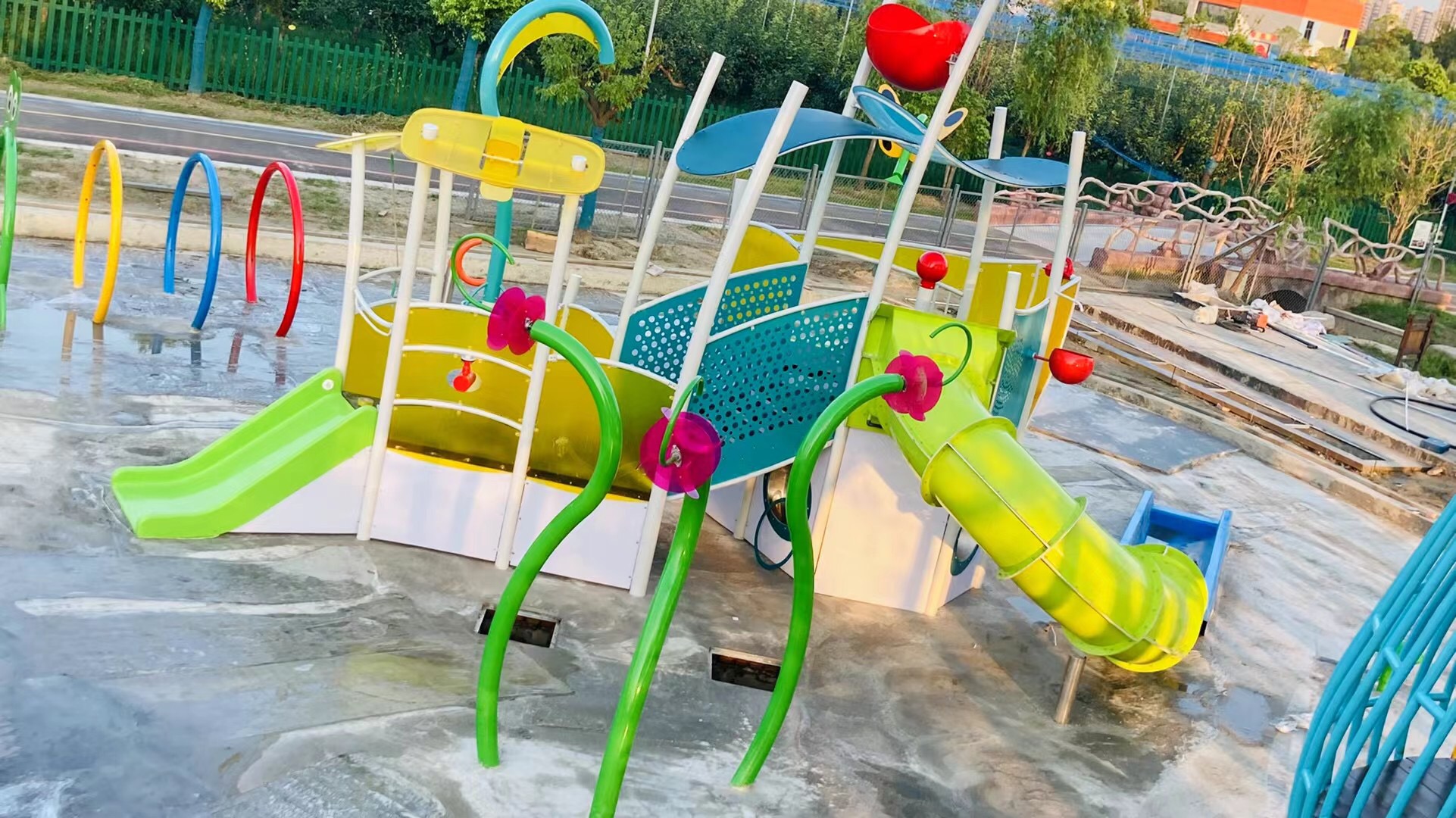 小型 / 中型 / 大型水上乐园分别需要多大场地面积？